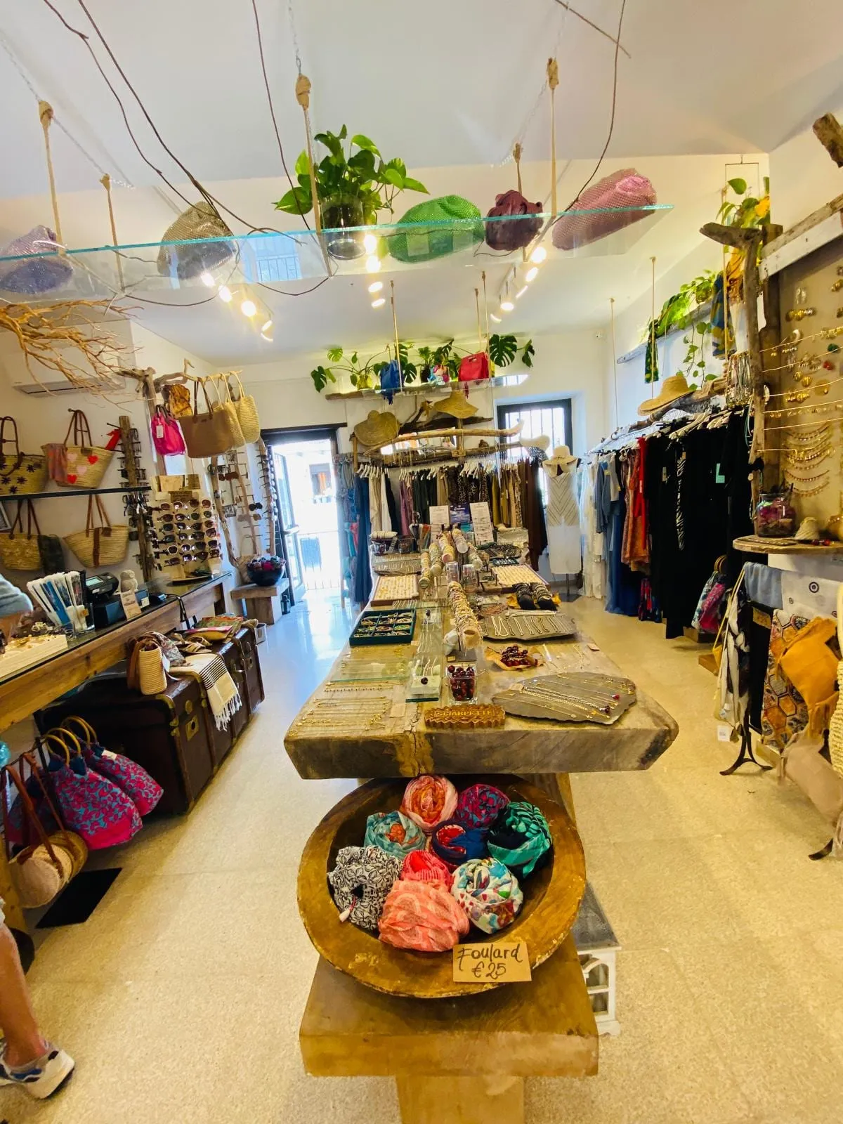 Boutique Niño del Mar — Corso Anita Garibaldi 86